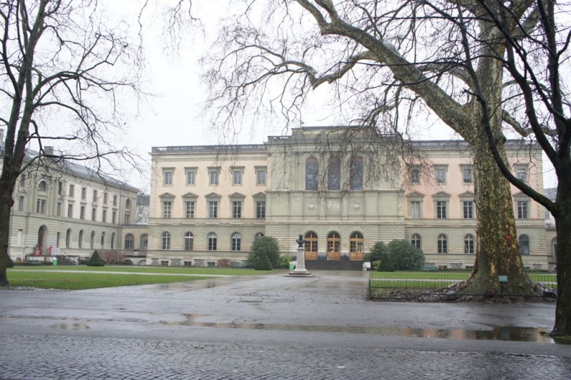 日内瓦大学.JPG