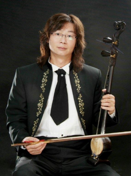 板胡演奏.jpg