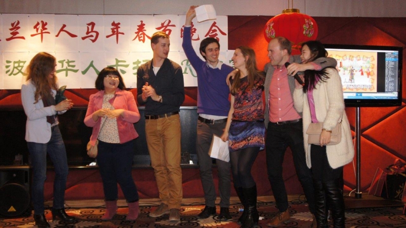 19-波兰人唱中国歌.jpg