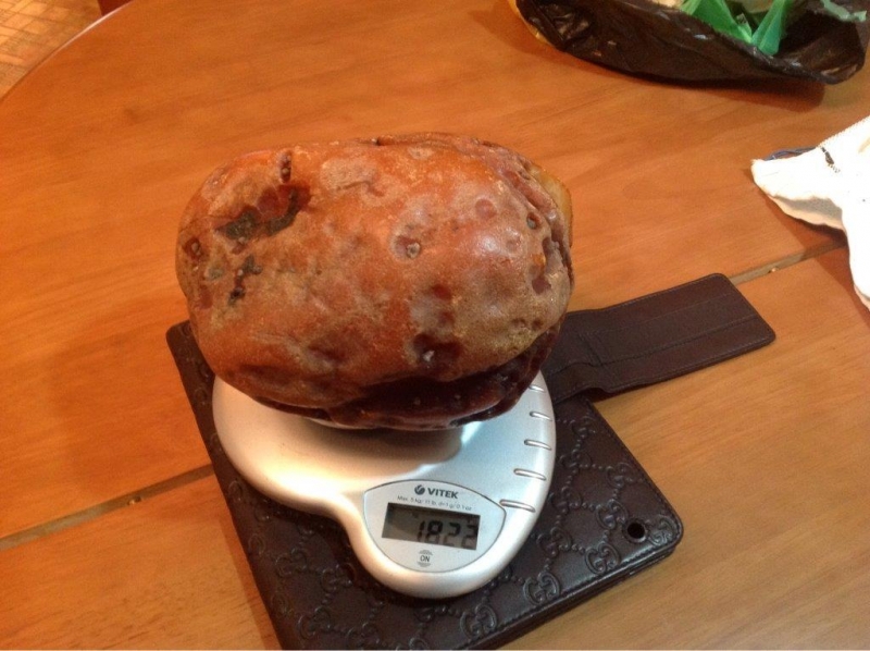 10-  1.82公斤原石.jpg