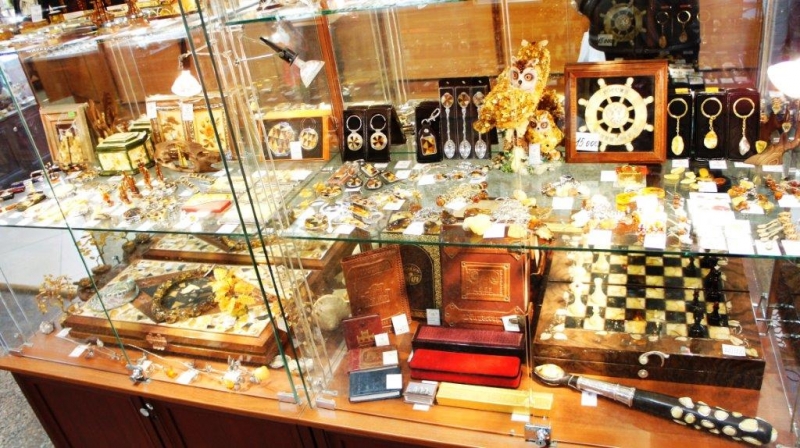 59-琥珀制品-16.jpg