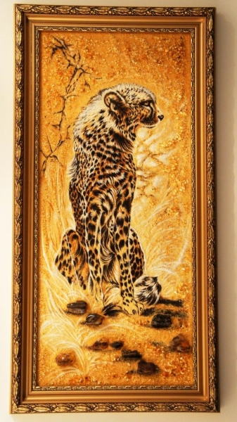 琥珀精品画作 -  金豹（缩小）.JPG