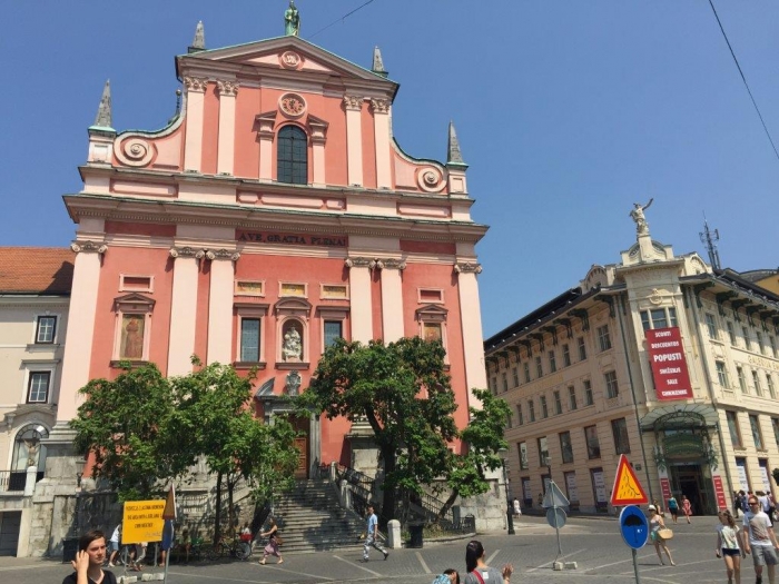 23 presernov trg square弗朗斯-普列舍伦广场.JPG