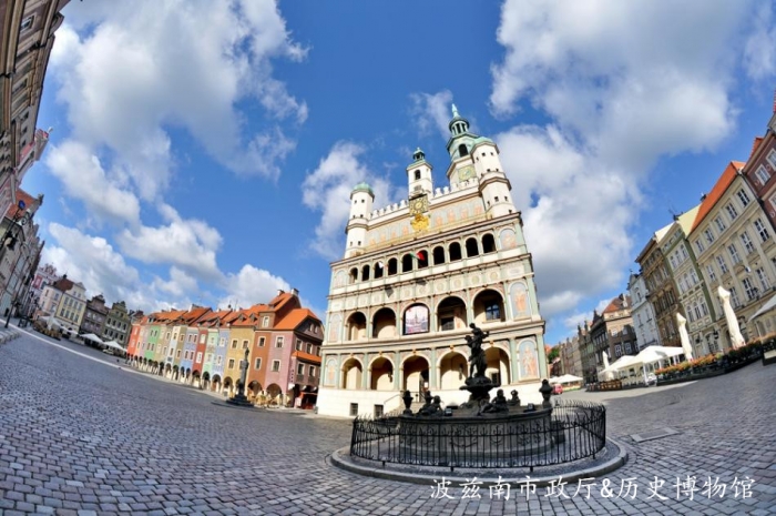th1_12342_ratusz_副本.jpg