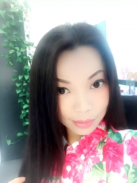 圈内著名美容达人当当老师形象照.JPG