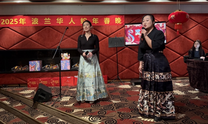 王海蛟和张璐瑶2.JPG