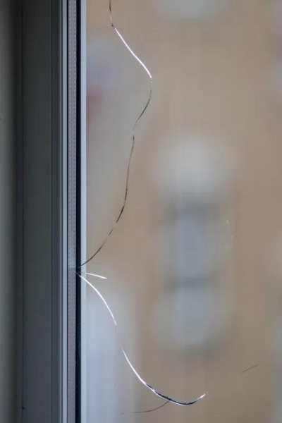 pęknięta szyba.jpg.jpg